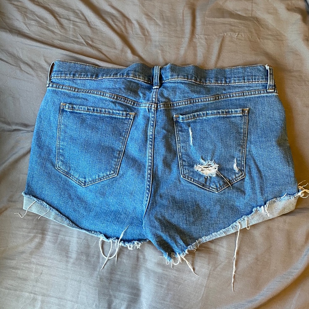 Women’s size 16 distressed denim shorts